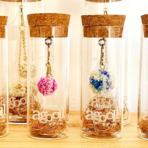 昭和村のかすみ草を使ったイヤーアクセサリー 03